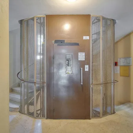 Seabatical By The Beach, 2bed And 2baths *