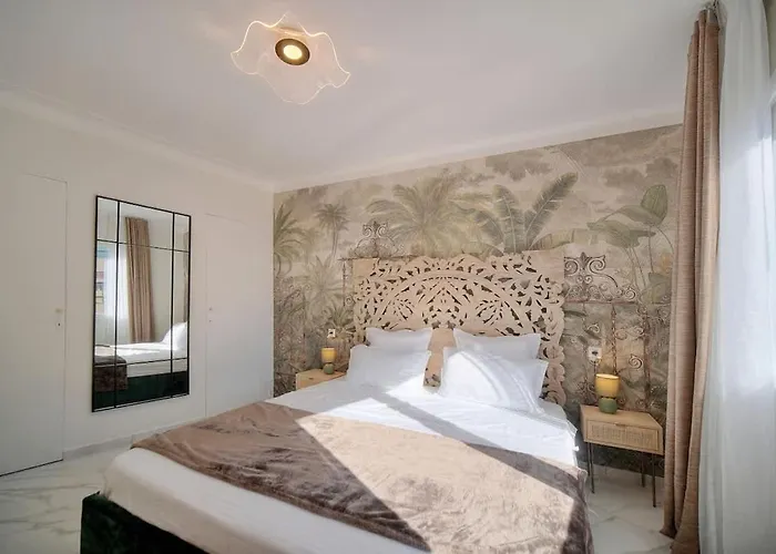 Seabatical By The Beach, 2bed And 2baths *