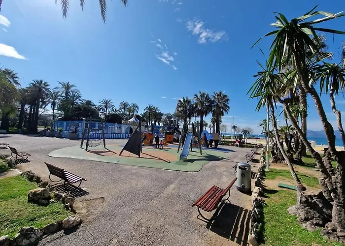 Apartamento Seabatical By The Beach, 2bed And 2baths