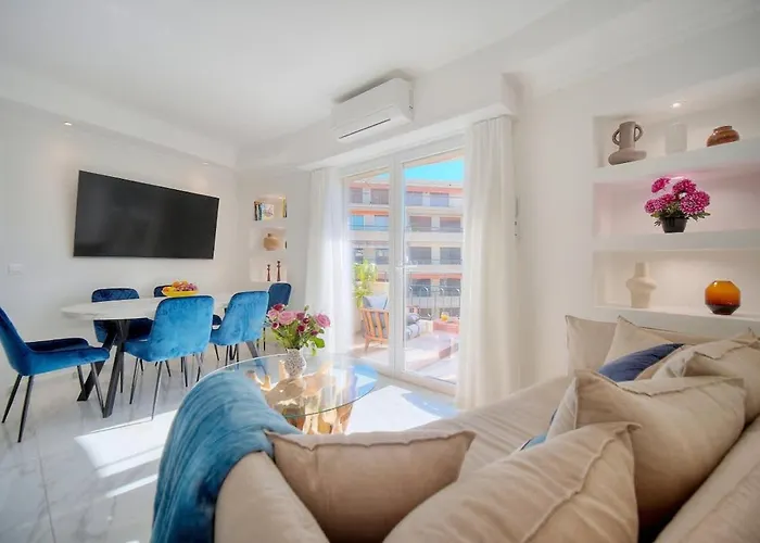 Apartament Seabatical By The Beach, 2bed And 2baths Cannes