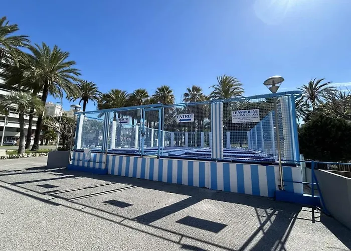 Seabatical By The Beach, 2bed And 2baths * Cannes